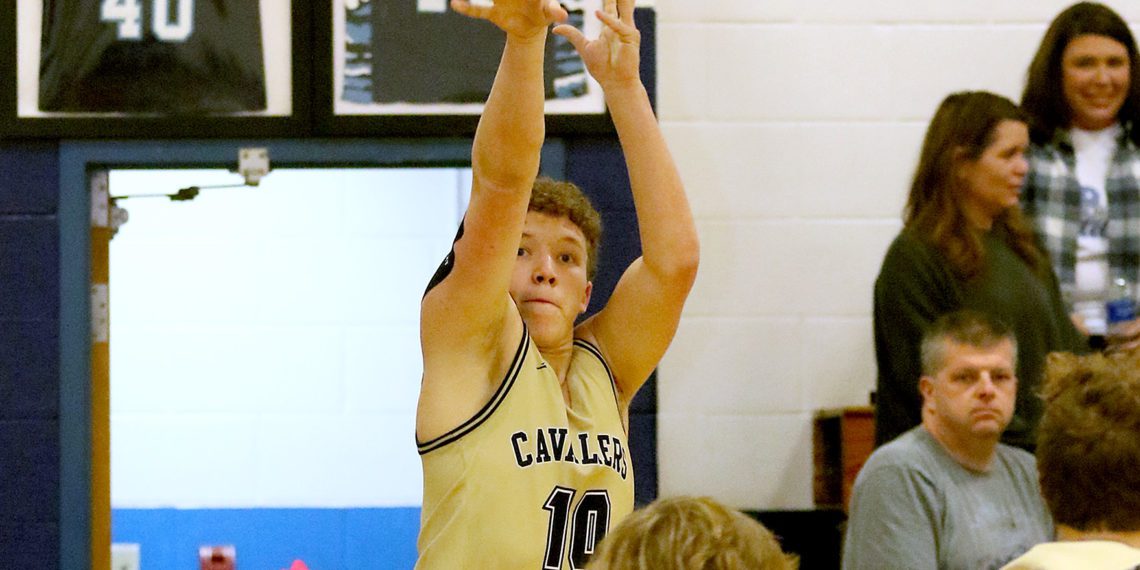 (Brad Davis/For LootPress) Greenbrier West's Chase McClung shoots from three-point range at Meadow Bridge January 21, 2022.