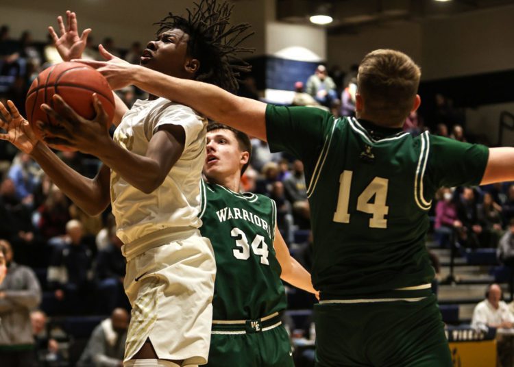 File Photo by Karen Akers

Shady Spring's Ammar Maxwell drives to the bucket during a game against Wyoming East on Feb. 2