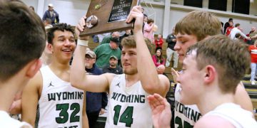 (Brad Davis/For LootPress) Liberty at Wyoming East, Regional Championship, March 10, 2022 in New Richmond.