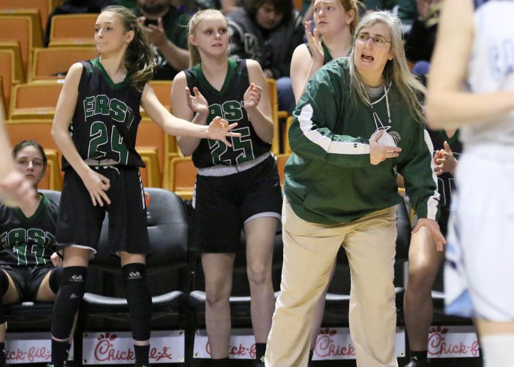 (Brad Davis/For LootPress) Wyoming East v Parkersburg Catholic, State Tournament Class AA Championship Game, March 12, 2022 in Charleston.