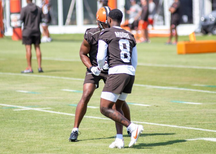 Gallery: Cleveland Browns host first practice of training camp at