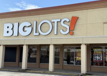 Storefront of Beckley Big Lots store